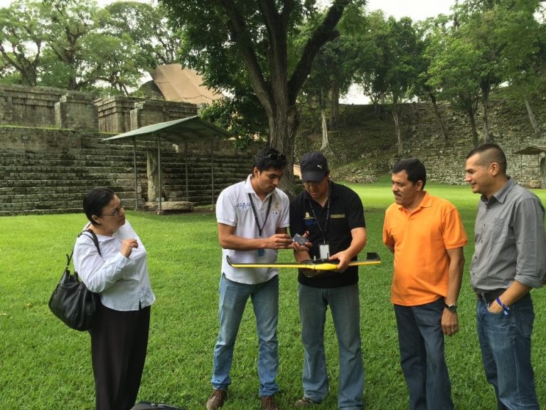 Three Dimensional Modeling of the Central Plaza Copan Ruinas, Honduras (UNAH-IARPACUNA)